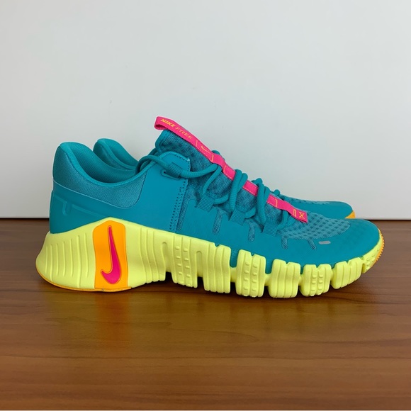 Nike Free Metcon 5 “Dusty Cactus” Training Shoes - Picture 2 of 15